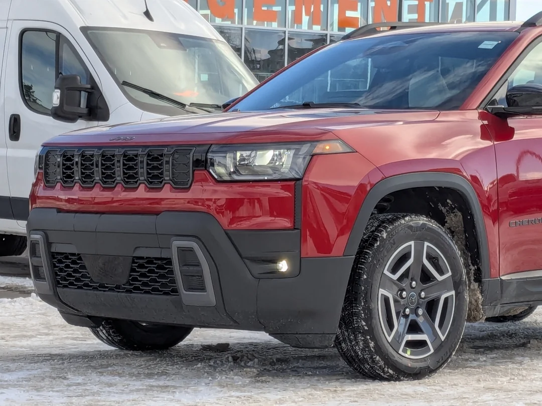 New 2026 Red Jeep Limited - - 4x4 - Tech Group - Panoramic Sunroof - Trailer Tow - Remote Start & More! image 12