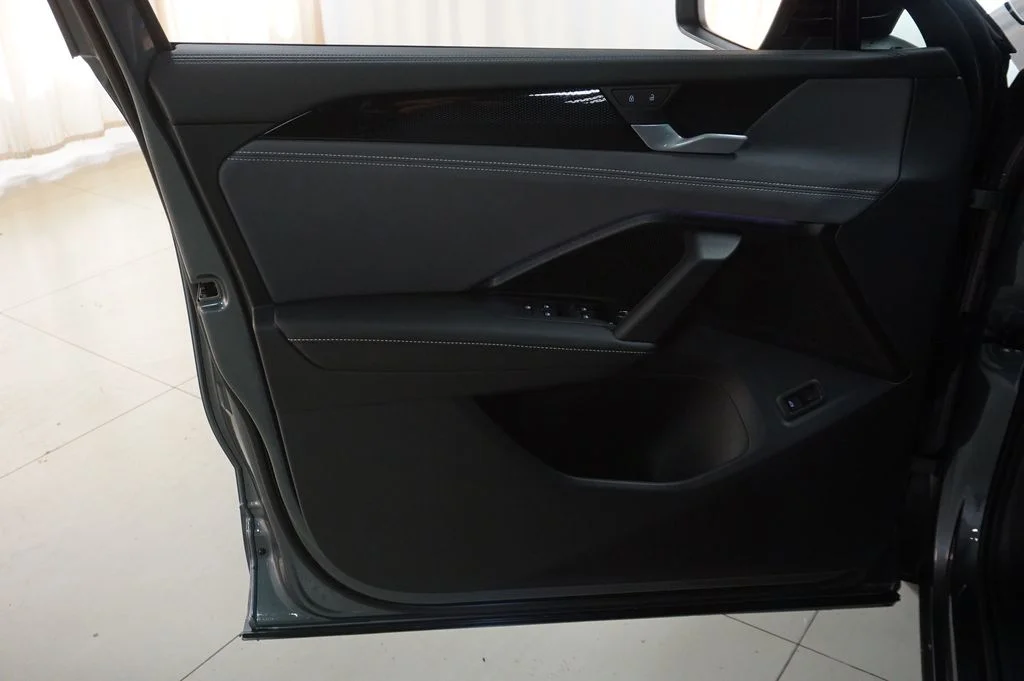New 2026 Gray Volkswagen 2.0T SE R-Line Black image 25