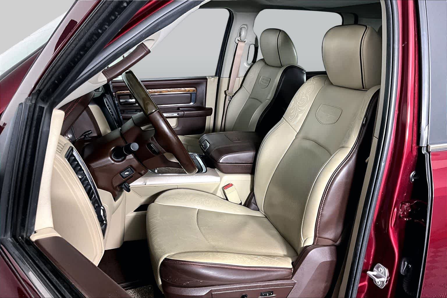 Used 2018 Delmonico Red Pearlcoat Ram Longhorn image 8