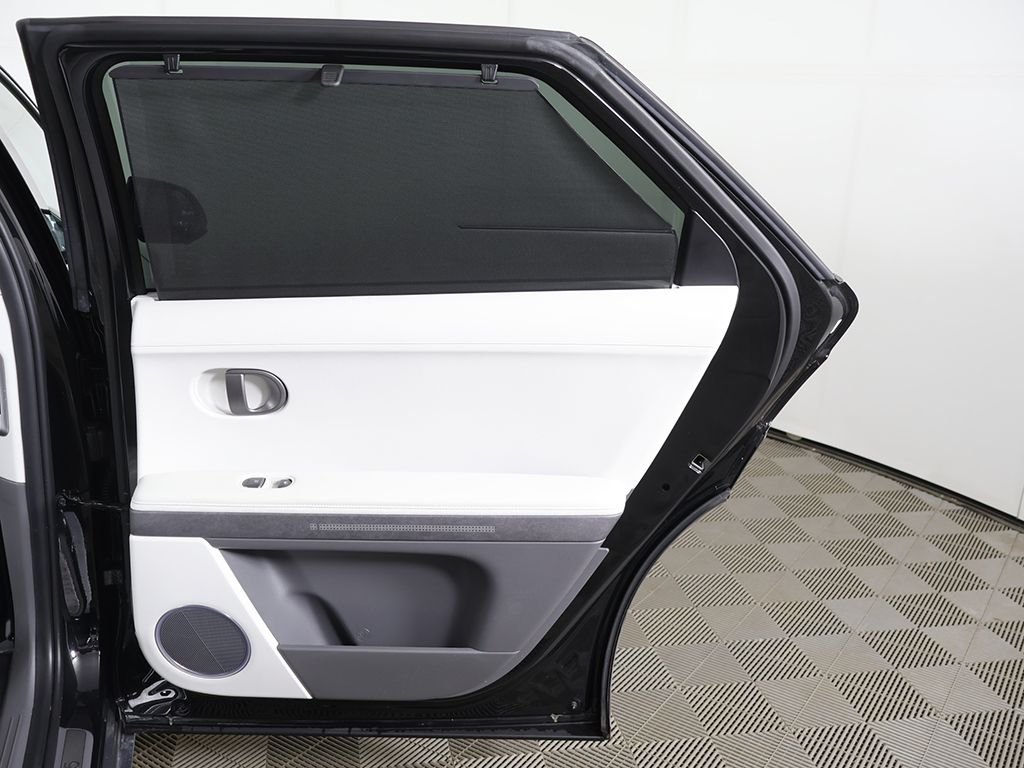 2025 Hyundai IONIQ 5 Limited - Photo 30