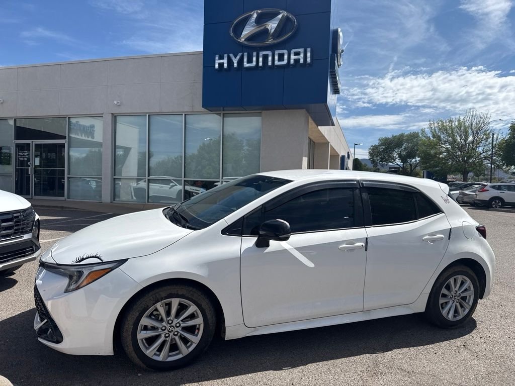 Used 2026 White Toyota SE image 1
