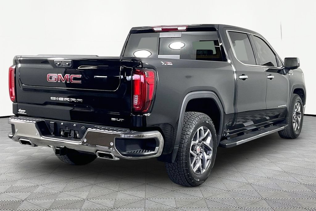 Used 2026 Onyx Black GMC SLT image 4