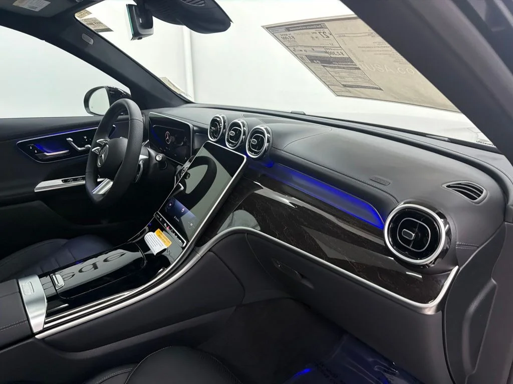 New 2026 Black Mercedes-Benz GLC 300 image 24