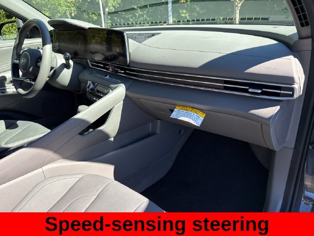 Used 2024 Gray Hyundai SEL image 28