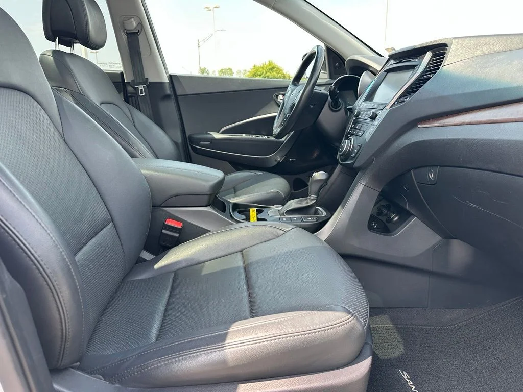 Used 2018 Frost White Pearl Hyundai 2.0T Ultimate image 38