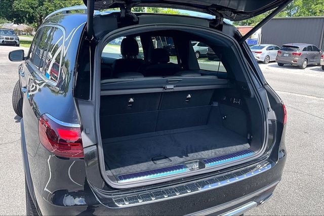 Used 2025 Black Mercedes-Benz GLS 450 image 25