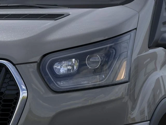 New 2026 Carbonized Gray Metallic Ford XLT image 18