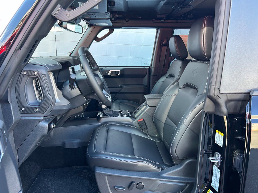 New 2026 Shadow Black Ford Outer Banks® image 10