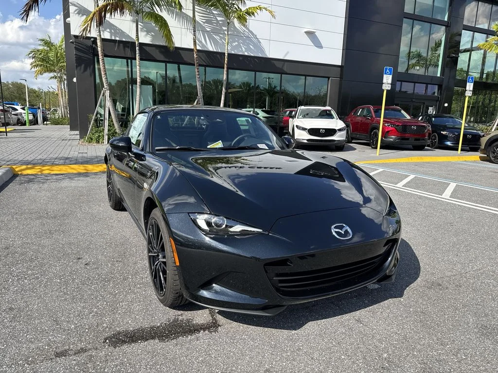 2026 Mazda MX-5 Miata RF Grand Touring - Photo 7