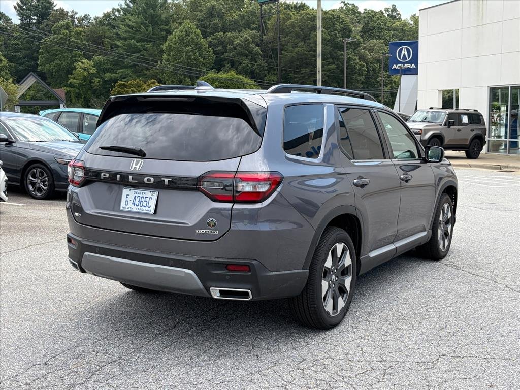 Used 2026 Modern Steel Metallic Honda Touring image 4