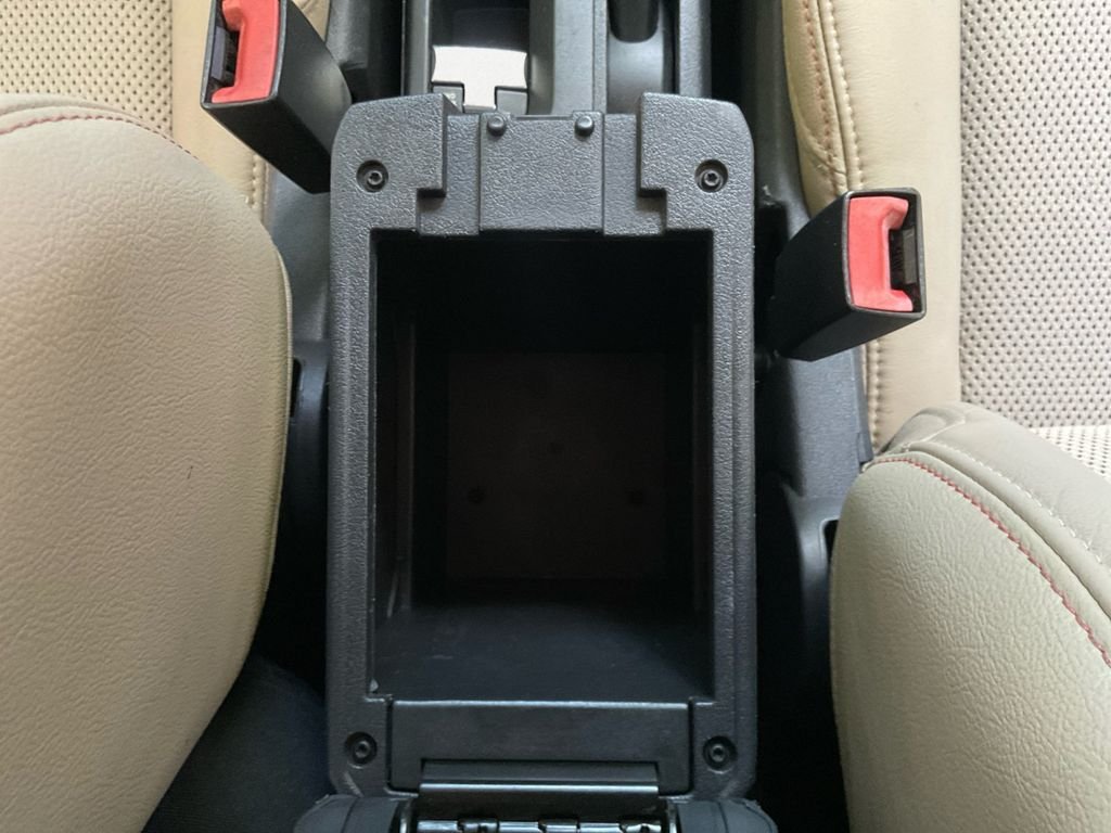 Used 2016 Green Jeep Sport image 11