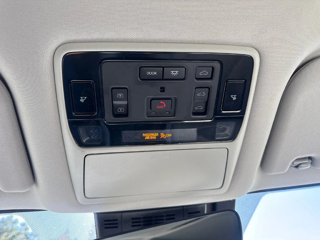 Used 2025 Blueprint Toyota Limited image 28
