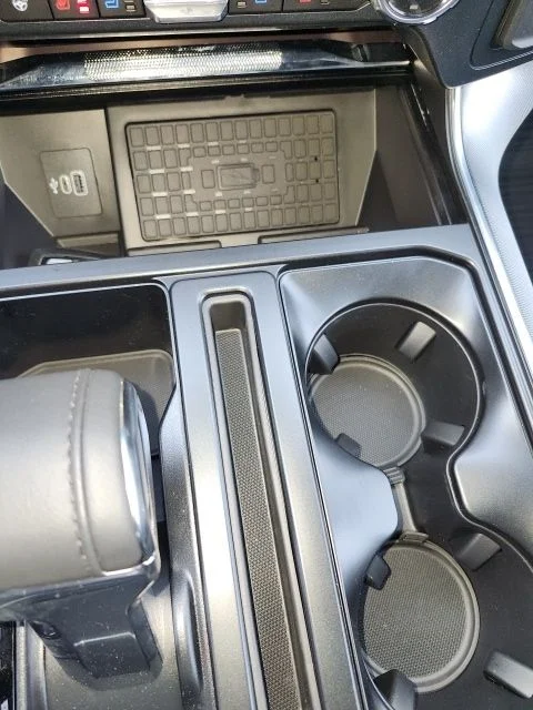 New 2025 Space White Metallic Ford Platinum® image 41