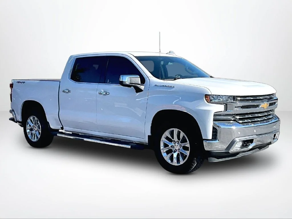 Used 2020 White Chevrolet LTZ image 13