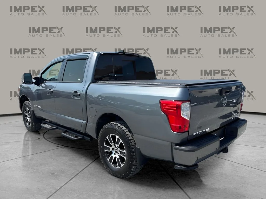 Used 2024 Gray Nissan SV image 2