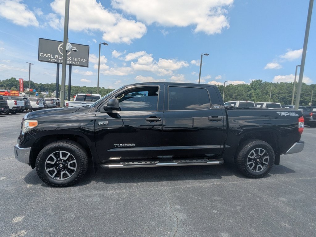 Used 2016  Toyota SR5 image 8