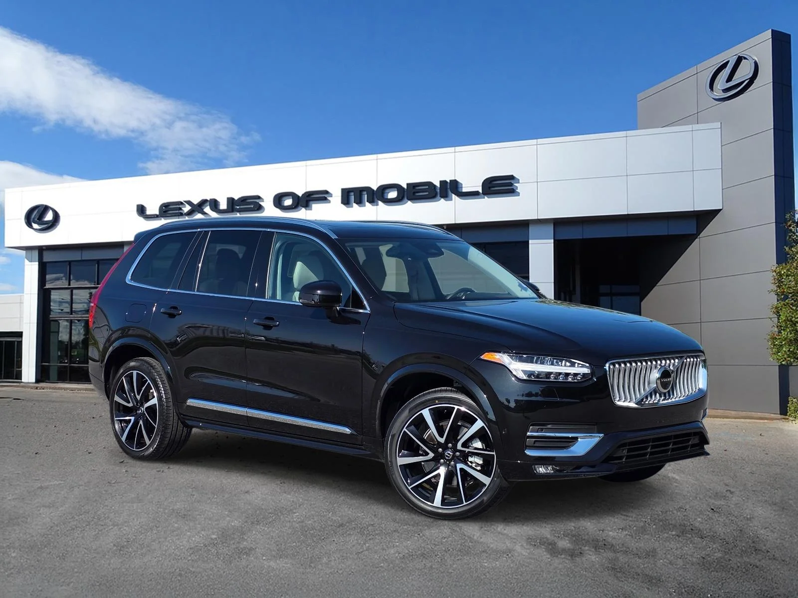 2023 Volvo XC90 B6 Plus 7-Seater 4WD's photo