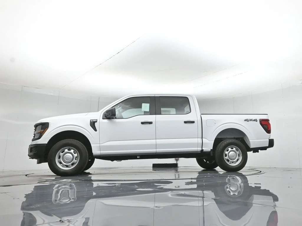 New 2026 Oxford White Ford XL image 49