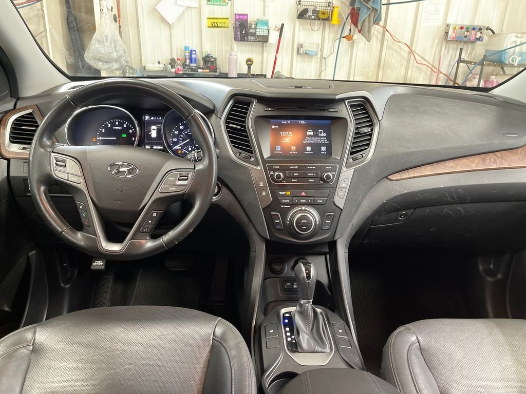 Used 2018 White Hyundai 2.0T image 18