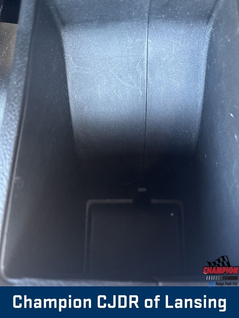 Used 2025 White Jeep Limited image 29
