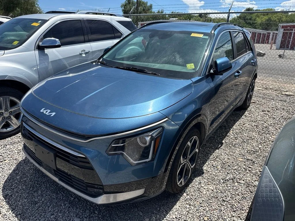 Used 2023 Mineral Blue Kia EX Touring image 20