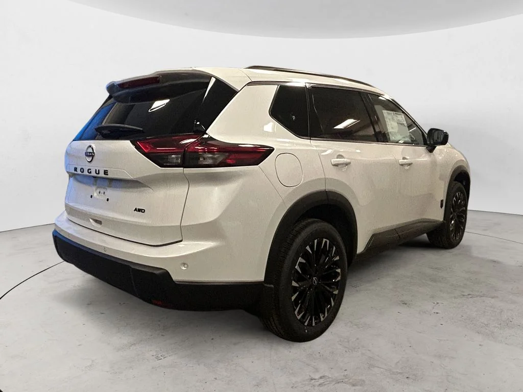 New 2026 Everest White Pearl Tricoat Nissan Dark Armor image 5