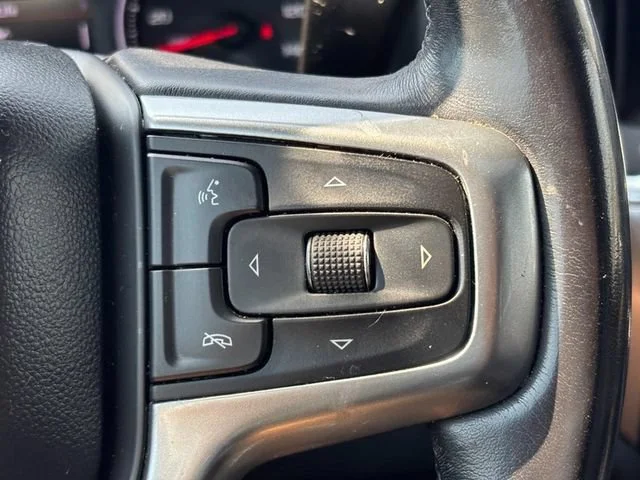 Used 2021 BLACK Chevrolet LT image 19