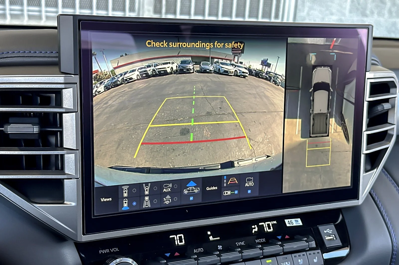 New 2026 Wind Chill Pearl <sup>1</sup> Toyota Tundra Platinum image 17