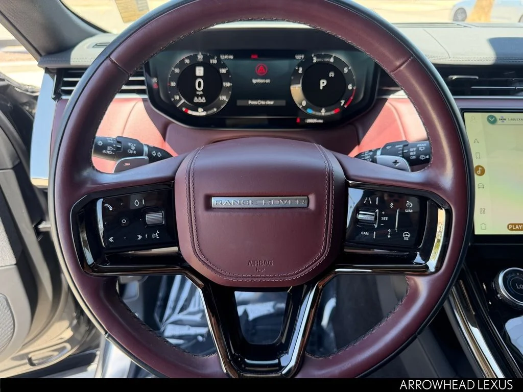 Used 2023 Gray Land Rover SE Dynamic image 20