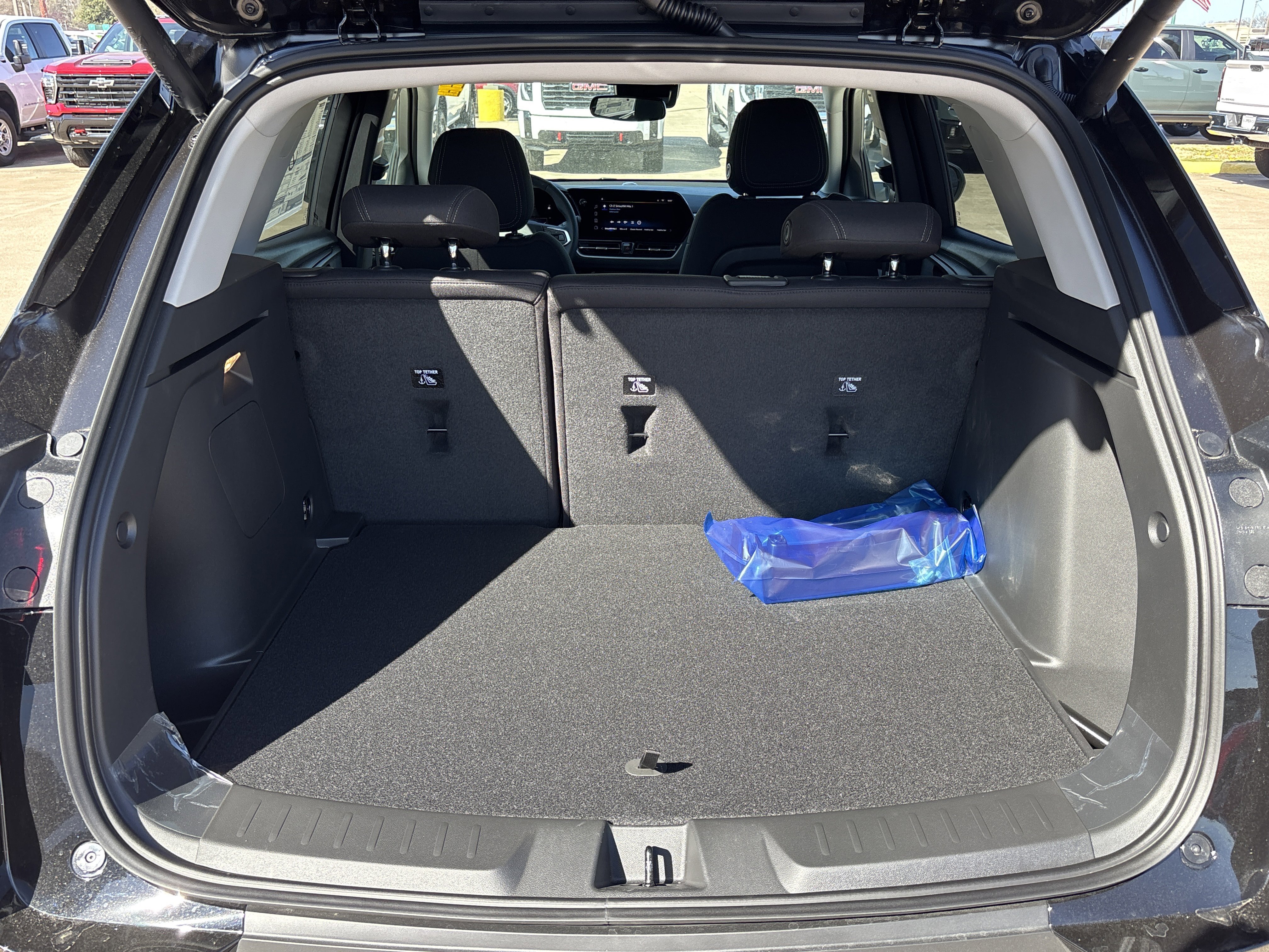 New 2026 Mosaic Black Metallic Chevrolet LT image 7