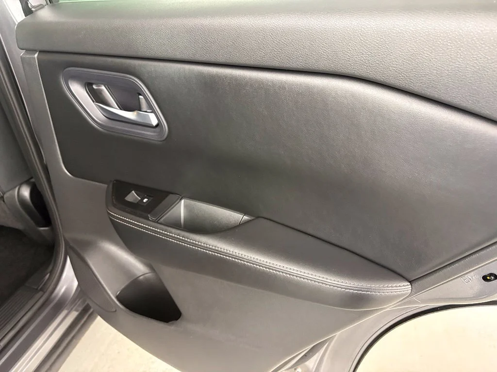 Used 2024 Gray Nissan SV image 38