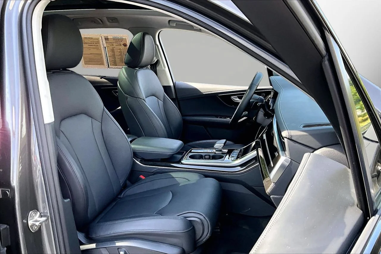 Certified Used 2024  Audi 55 Prestige image 23