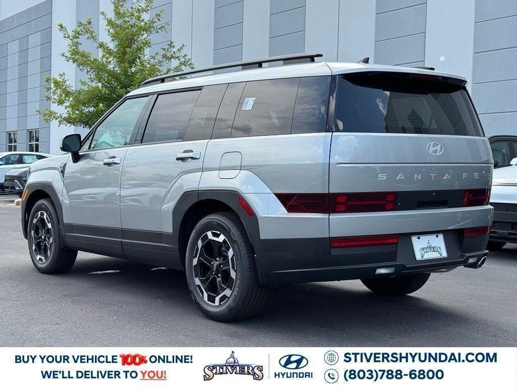 New 2027 Silver Hyundai SEL FWD image 11