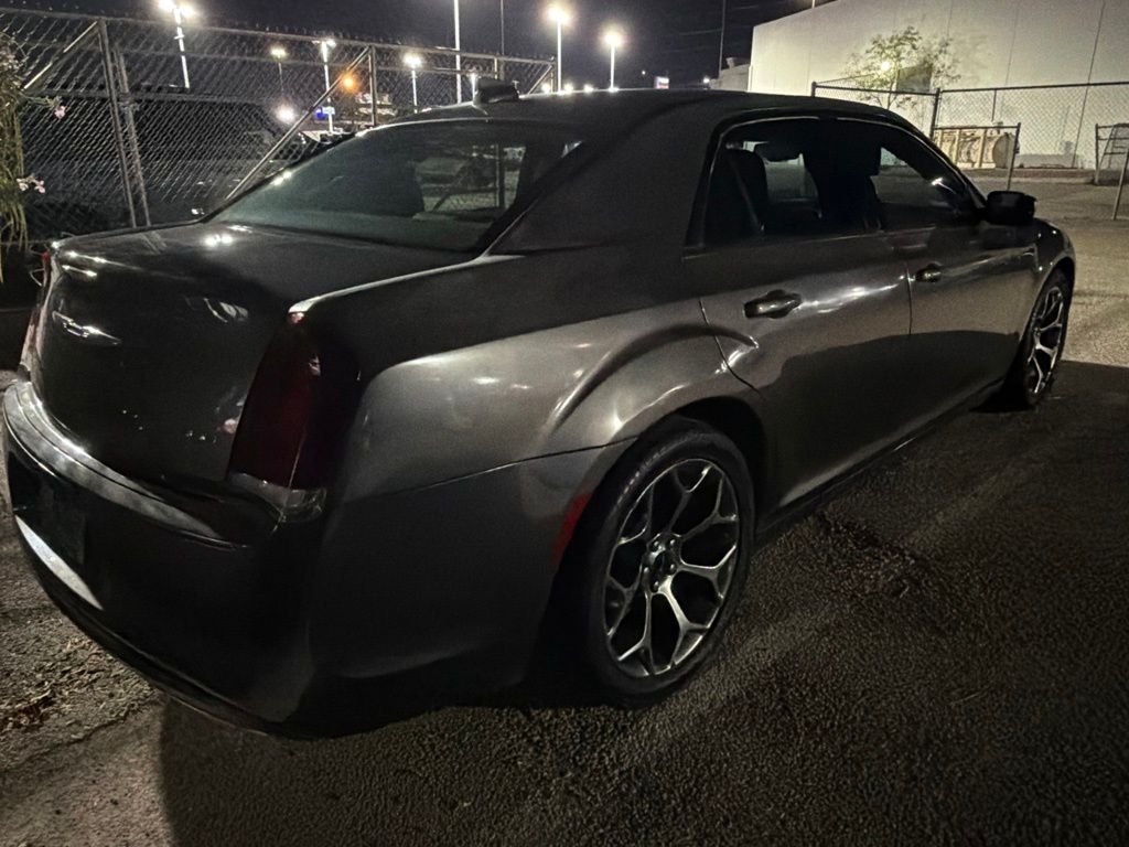 Used 2018 Gray Chrysler Touring image 19