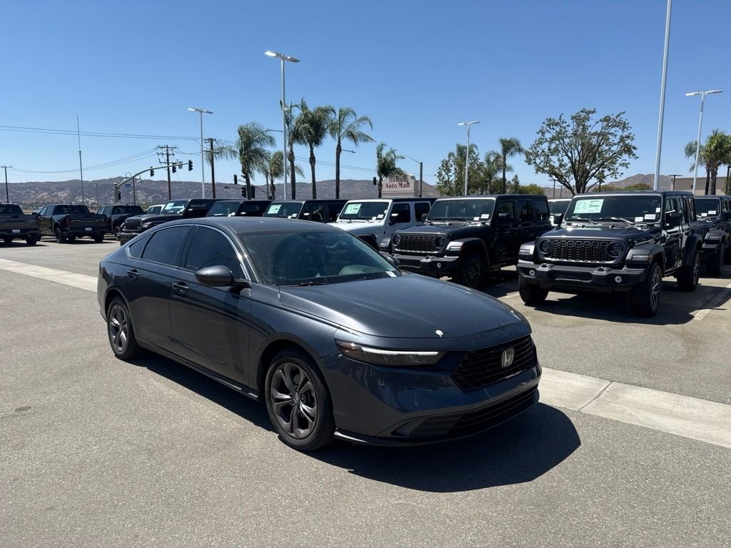 Used 2024  Honda EX image 1