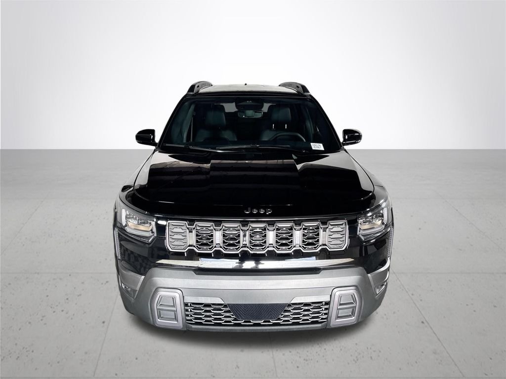 New 2026 Diamond Black Crystal Pearlcoat Jeep Limited image 3