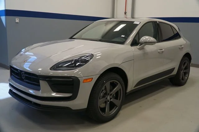 2026 Porsche Macan 