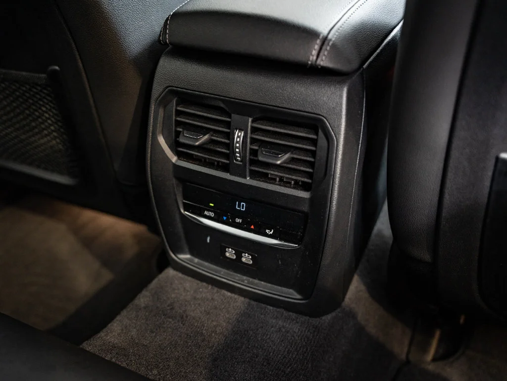 Used 2023 Tanzanite Blue Ii Metallic BMW M50 image 38