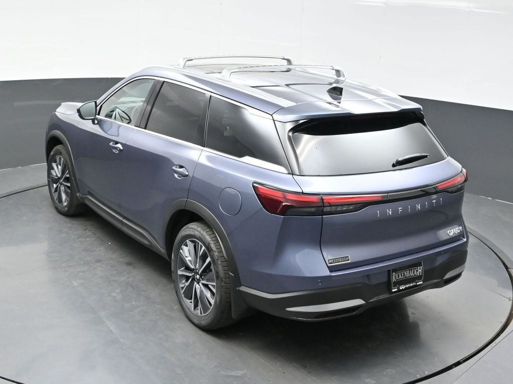 New 2027 MOONBOW BLUE INFINITI Luxe AWD image 37
