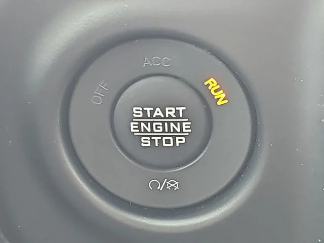 2023 Jeep Wrangler 4-Door Willys Sport - Photo 19