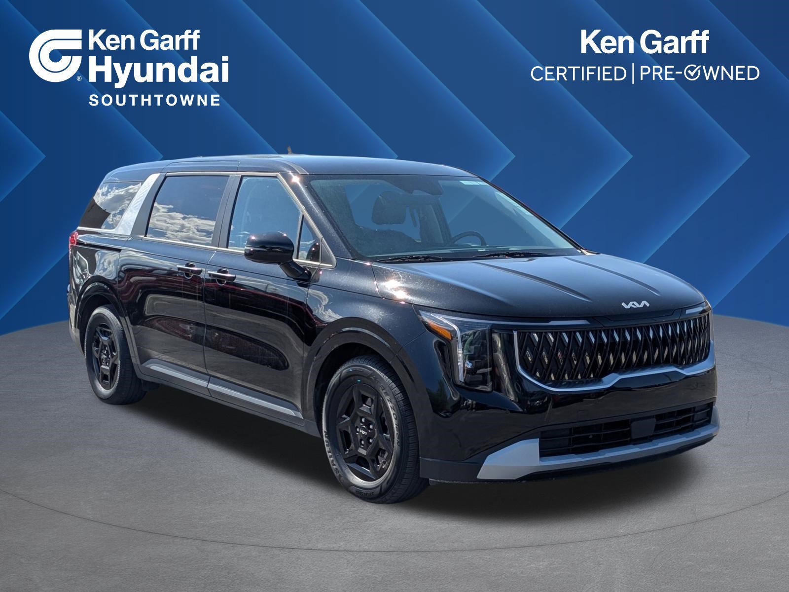 2025 Kia Sedona LXS's photo