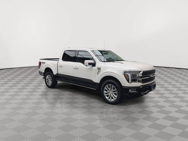 Used 2024 Star White Metallic Tri-Coat Ford King Ranch image 43