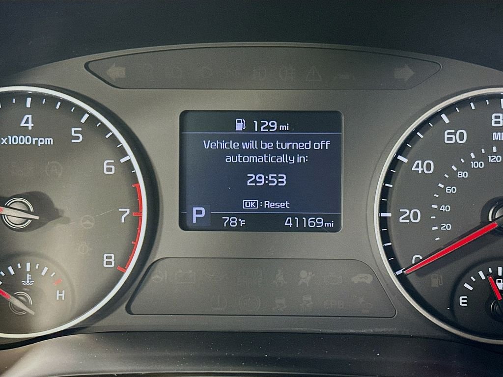 Used 2022 Orange Kia S image 12