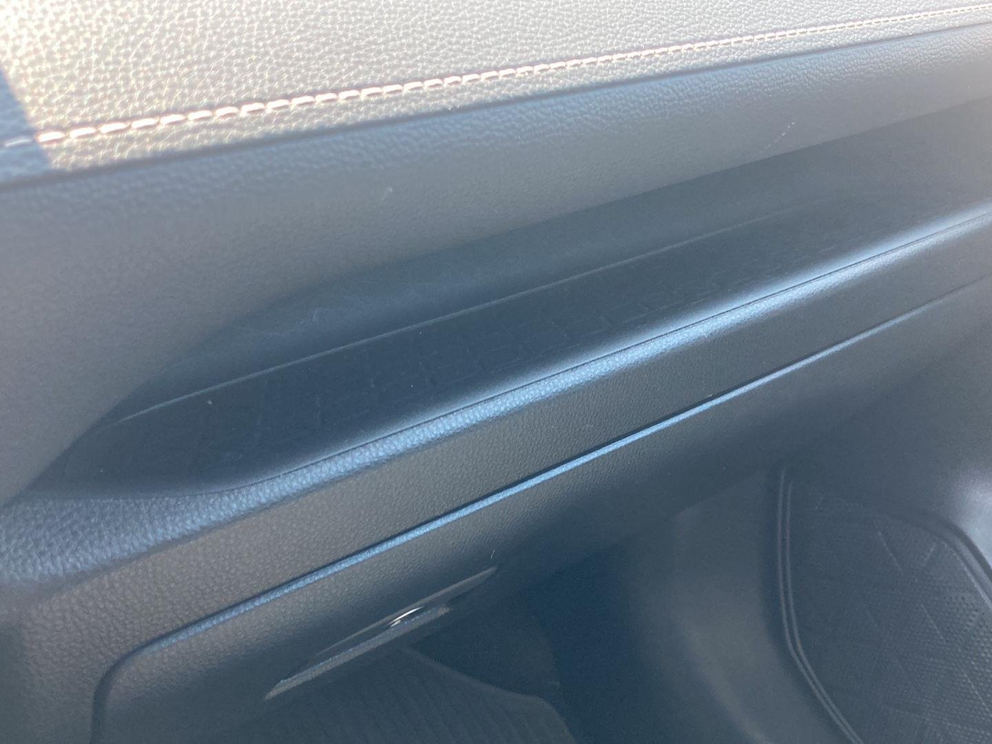Used 2022 Magnetic Gray Metallic Toyota XLE Premium image 29