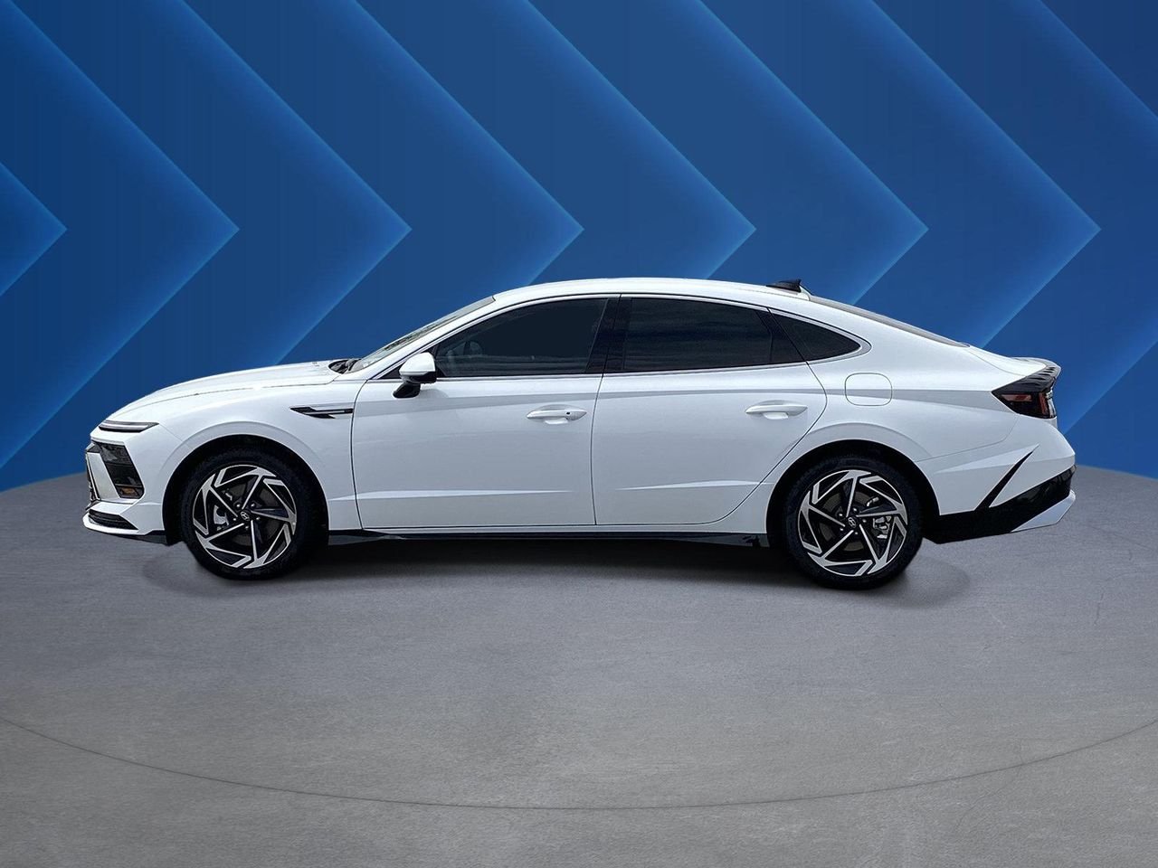 New 2026 Serenity White Hyundai SEL Sport image 6