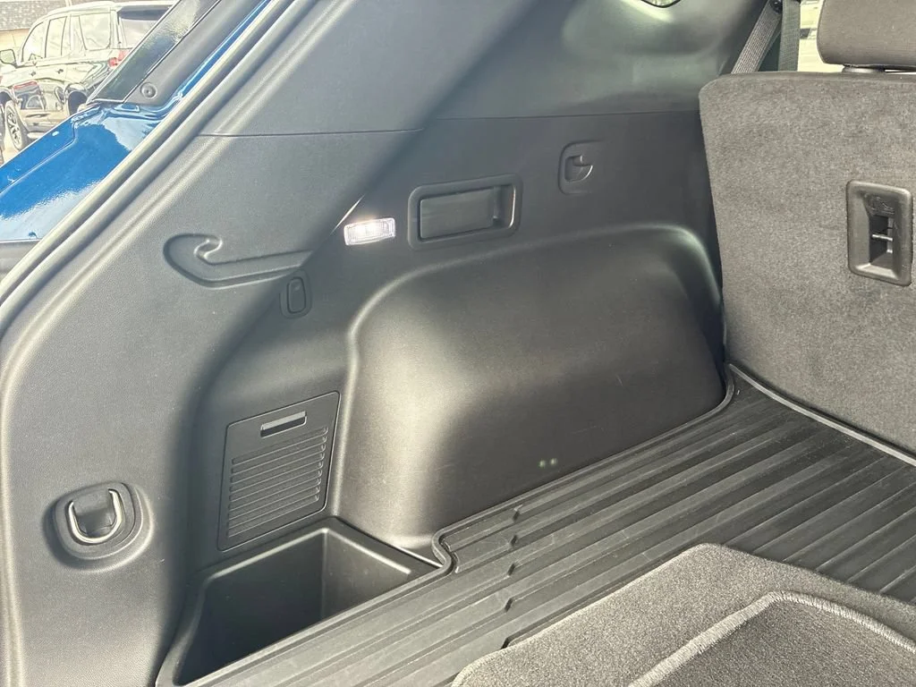 Used 2023 BLUE GLOW METALLIC Chevrolet LT image 36