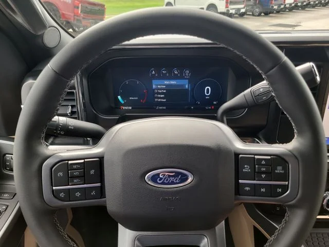New 2026 Gray Ford Lariat image 31