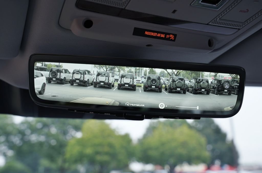 New 2026 Tasman Blue Land Rover X-Dynamic SE image 29
