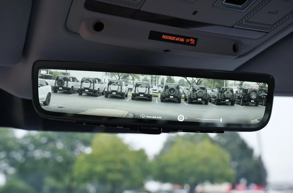 New 2026 Tasman Blue Land Rover X-Dynamic SE image 29