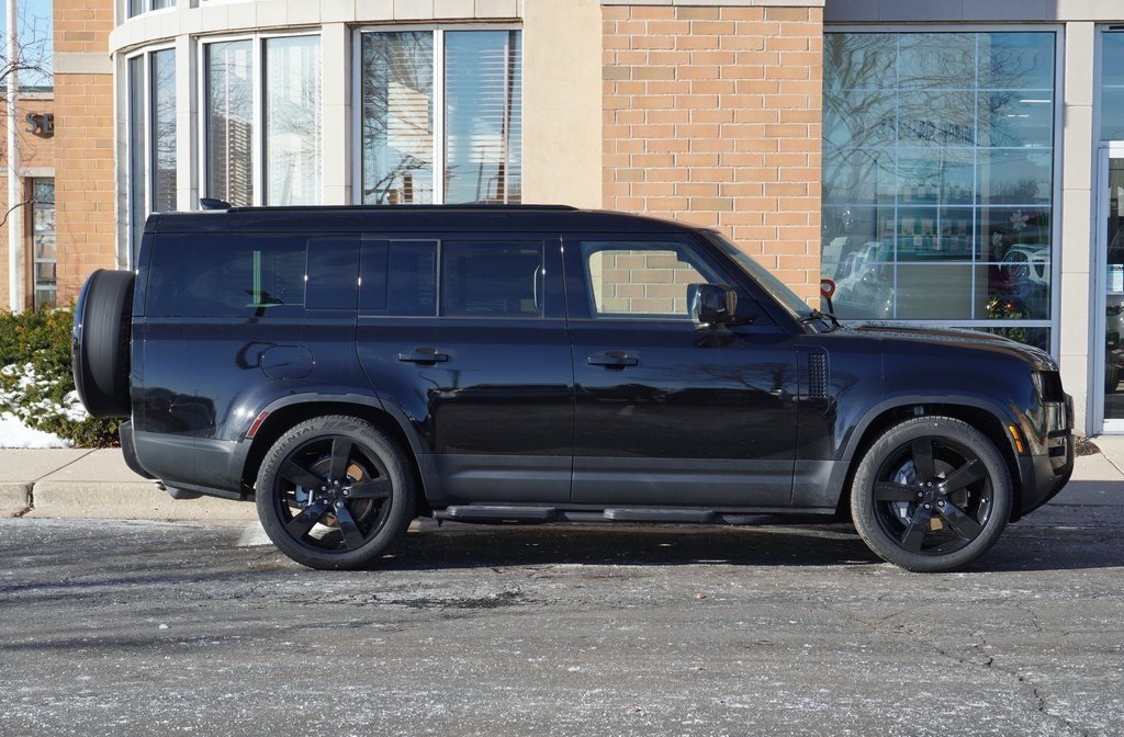 2026 LAND ROVER DEFENDER - Image 7